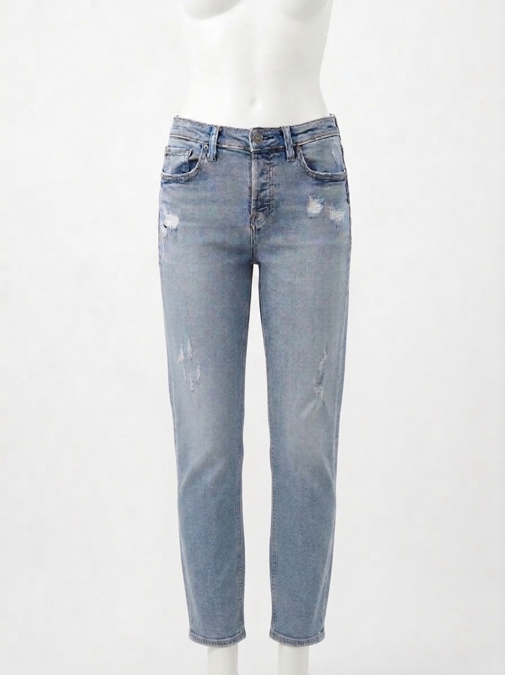 Silver Jeans Mom Jeans Light Blue Straight Leg Distressed Women’s Jeans Size 28